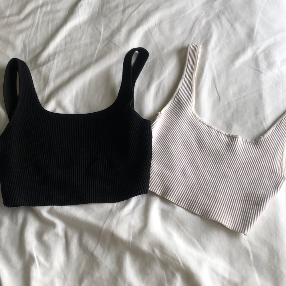 Aritzia Babaton sculpt knit tank